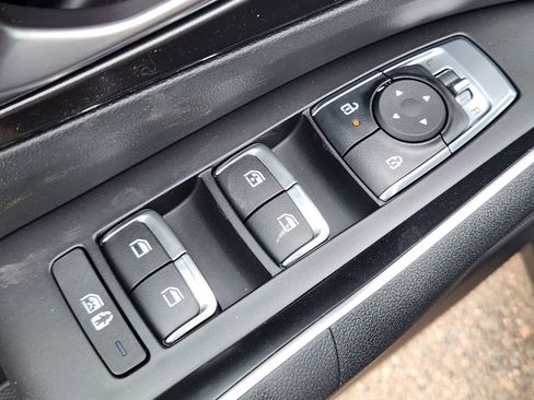 New 2026 Kia Sorento S AWD/4WD image 7