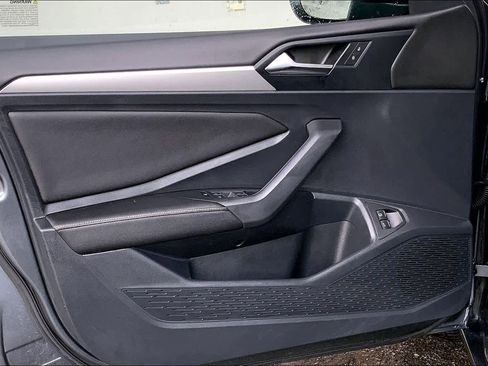 Used 2022 Volkswagen Jetta Sport image 22