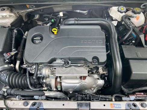 Used 2024 Chevrolet Malibu LT image 25