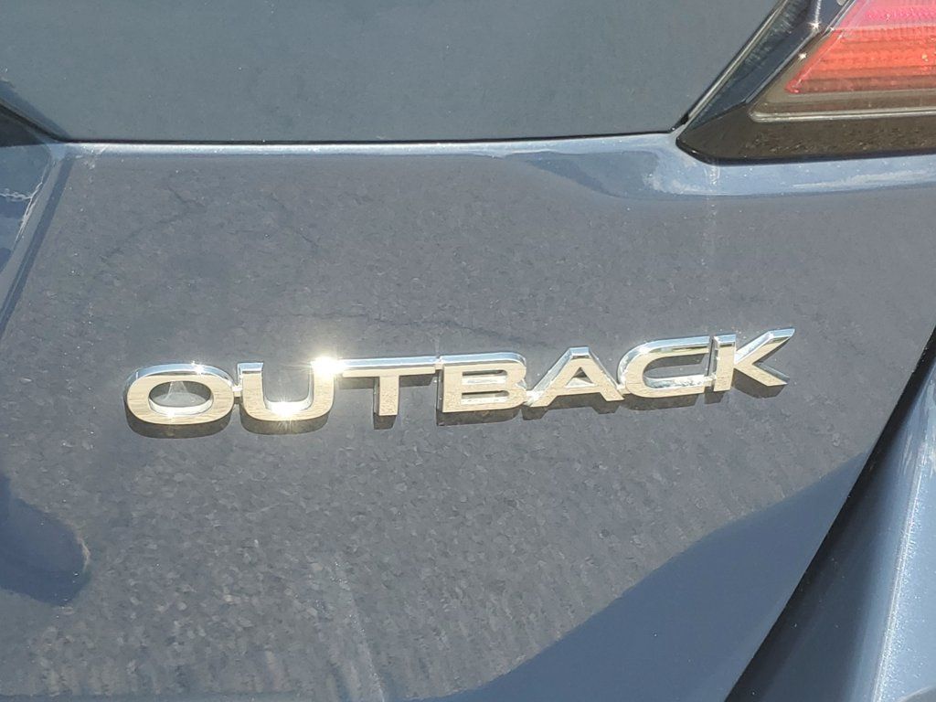 Used 2025 Subaru Outback AWD/4WD image 36