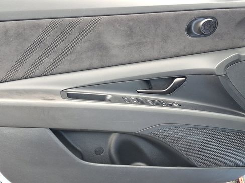 Used 2025 Hyundai Elantra N FWD image 13