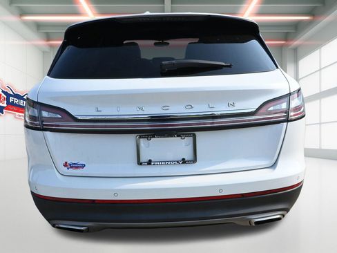 Used 2022 Lincoln Nautilus Reserve w/ Equipment Group 201A FWD image 31