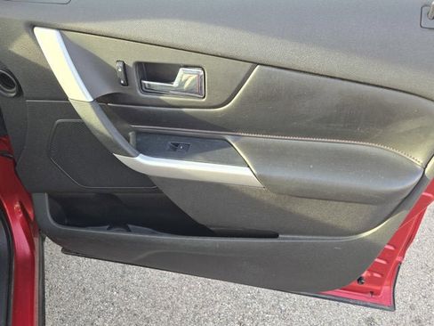 Used 2012 Ford Edge Limited image 4