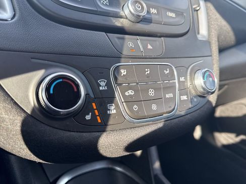 Used 2024 Chevrolet Malibu LT image 22