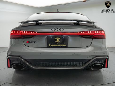 Used 2025 Audi RS 7 Performance image 18