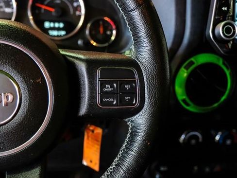 Used 2016 Jeep Wrangler Sport image 16