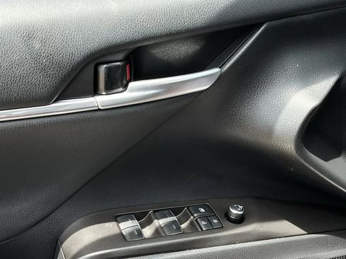 Used 2024 Toyota Camry XSE FWD image 21