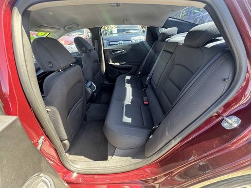 Used 2016 Chevrolet Malibu LT FWD image 8