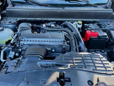 Used 2025 Ford Maverick Tremor image 28