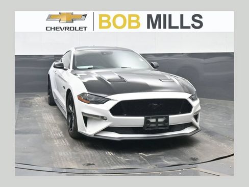 Used 2022 Ford Mustang GT w/ Black Accent Package RWD image 1
