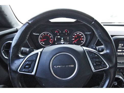 Used 2017 Chevrolet Camaro LT RWD image 14