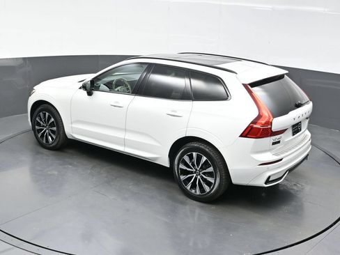 Used 2024 Volvo XC60 B5 Core w/ Protection Package Premier AWD/4WD image 35