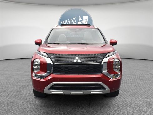 New 2025 Mitsubishi Outlander SEL image 3