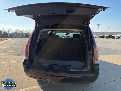 Used 2020 Cadillac Escalade Premium Luxury w/ LPO, Radiant Package image 23