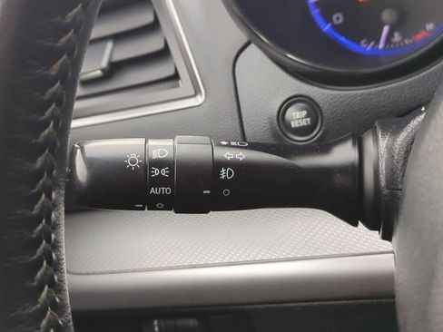 Used 2019 Subaru Outback 2.5i Premium image 25