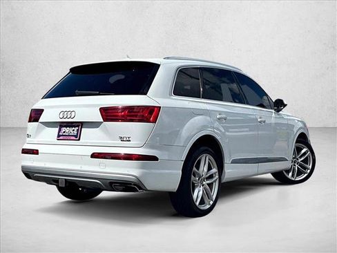 Used 2018 Audi Q7 3.0T Prestige AWD/4WD image 2