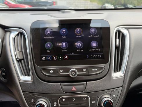 Used 2020 Chevrolet Malibu Premier FWD image 21