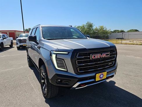 Used 2026 GMC Yukon AT4 Ultimate AWD/4WD image 7