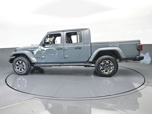 New 2026 Jeep Gladiator Sport image 3