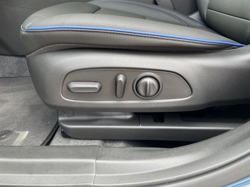 New 2026 Buick Envista Sport Touring w/ Convenience I Package FWD image 15
