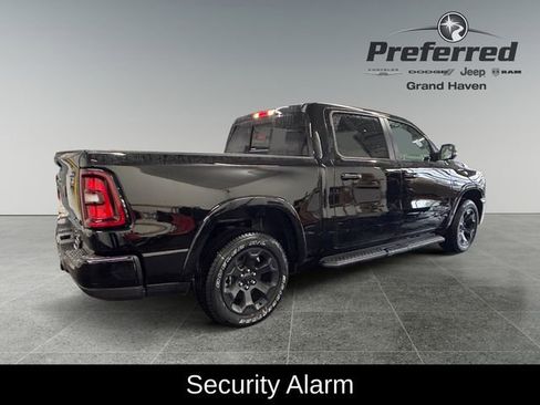New 2026 RAM 1500 4x4 Crew Cab image 20