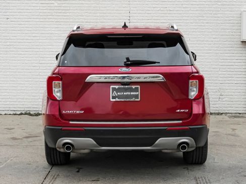 Used 2021 Ford Explorer Limited w/ Equipment Group 301A image 8