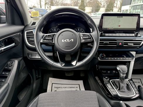 Certified 2023 Kia Seltos Nightfall Edition image 31