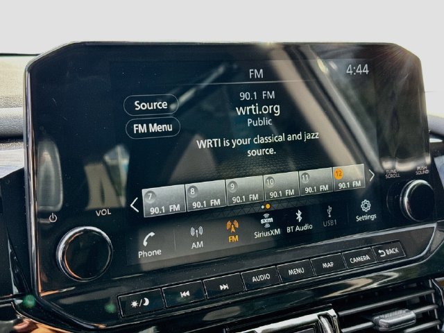 Used 2023 Nissan Pathfinder SL w/ SL Premium Package AWD/4WD image 19