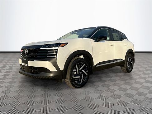 New 2026 Nissan Kicks SV image 3