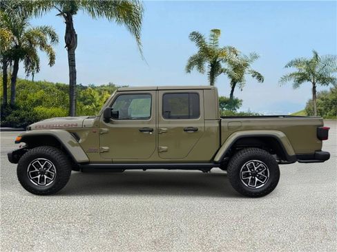 New 2026 Jeep Gladiator Rubicon image 2