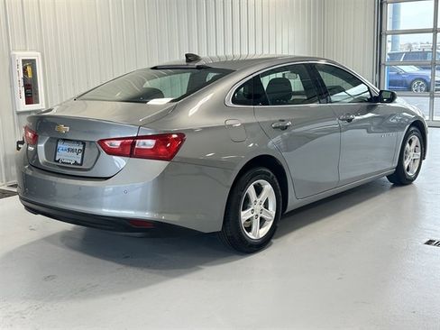 Used 2024 Chevrolet Malibu LS image 3