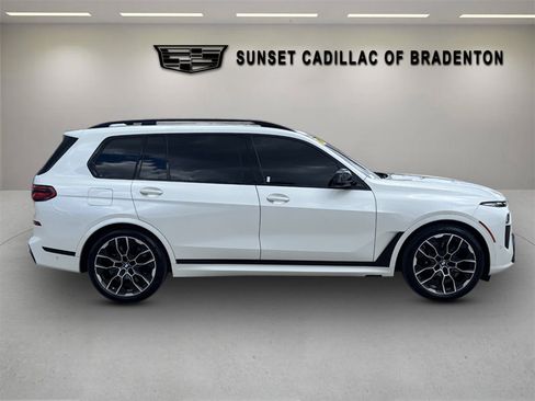 Used 2025 BMW X7 M60i AWD/4WD image 2