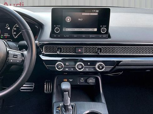 Used 2024 Honda Civic Sport image 9