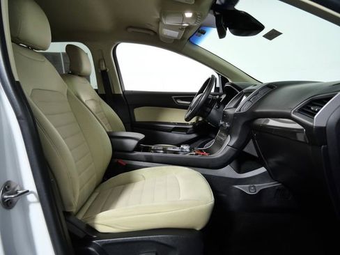 Certified 2019 Ford Edge SEL AWD/4WD image 11