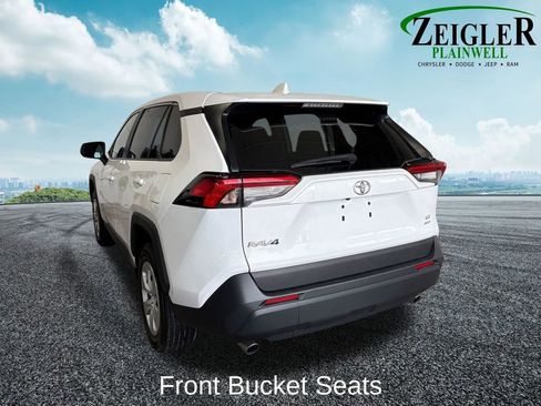 Used 2024 Toyota RAV4 LE image 6