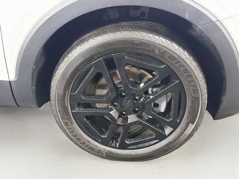 Used 2025 Kia Telluride EX X-Line AWD/4WD image 37