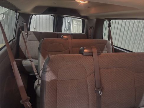 Used 2019 Chevrolet Express 3500 LT w/ LT Preferred Equipment Group image 32