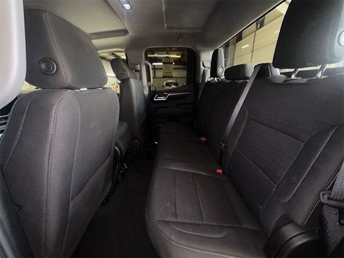 Used 2023 GMC Sierra 1500 Elevation image 12