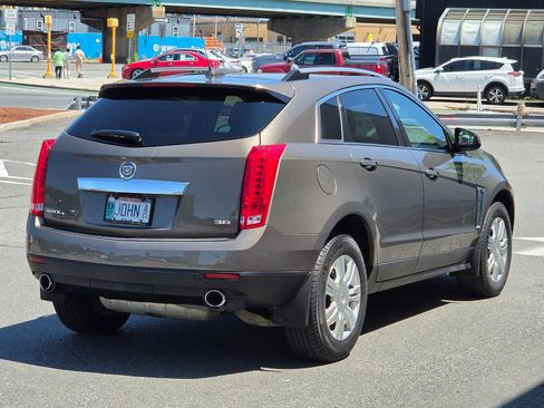 Used 2016 Cadillac SRX Luxury w/ Driver Awareness Package AWD/4WD image 7