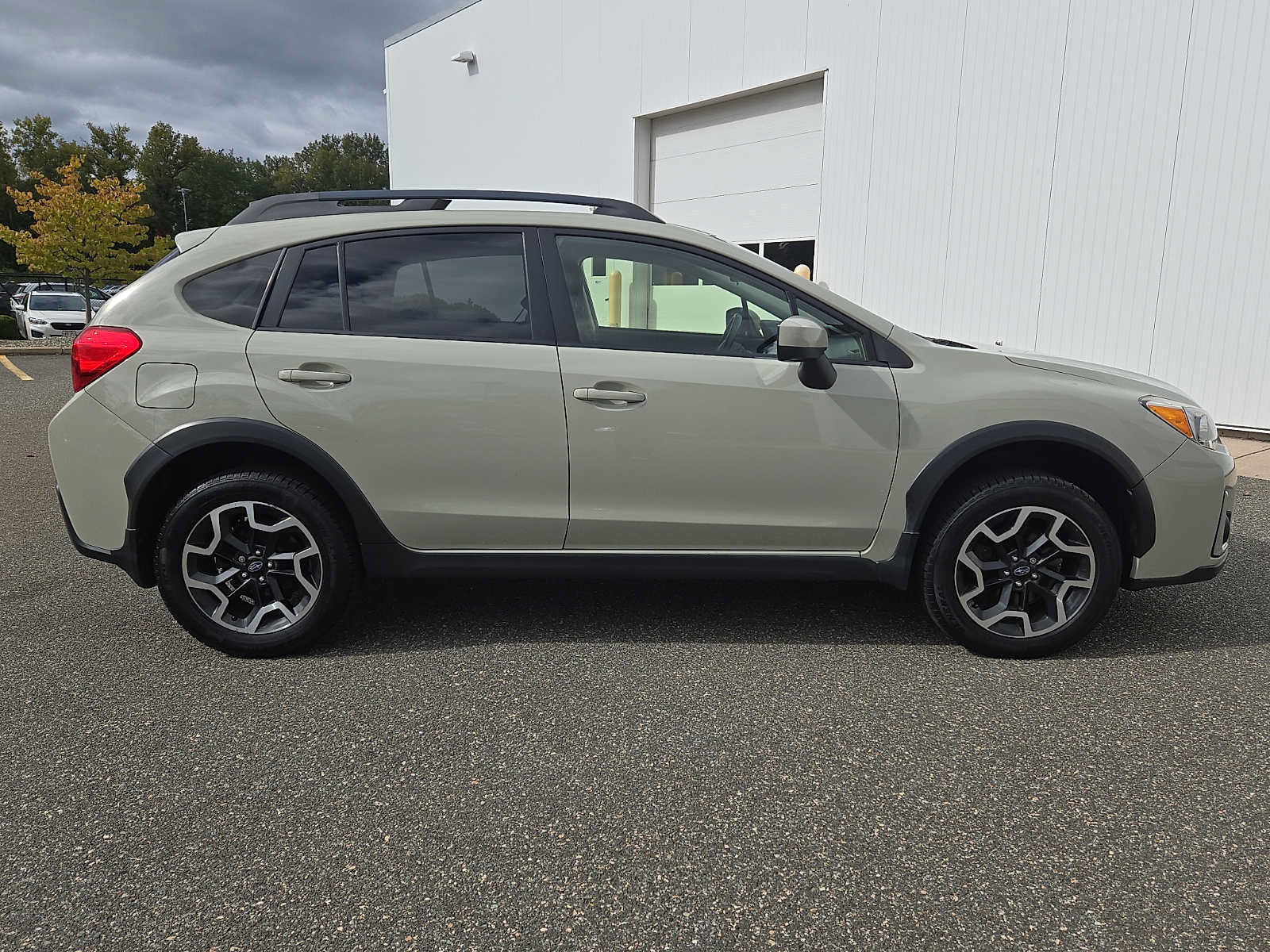 Used 2016 Subaru Crosstrek 2.0i Premium AWD/4WD image 7