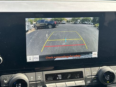 Used 2024 Toyota Grand Highlander FWD image 27