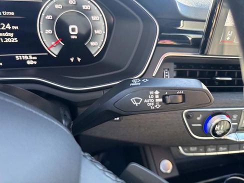 Used 2024 Audi A4 2.0T Premium Plus image 33