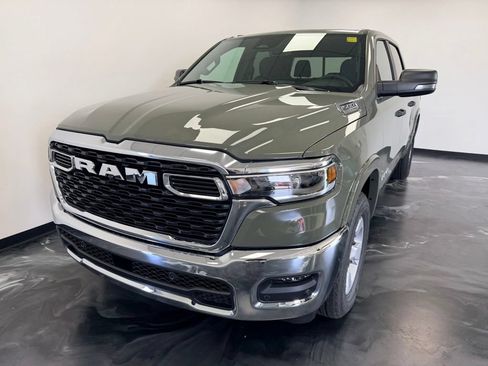New 2026 RAM 1500 4x4 Crew Cab image 4