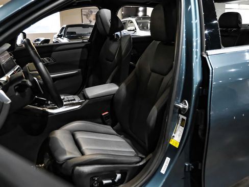 Used 2019 BMW 330i Sedan w/ Convenience Package image 30