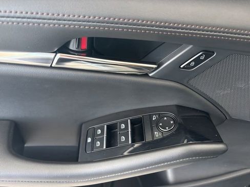 Used 2024 MAZDA MAZDA3 s image 21