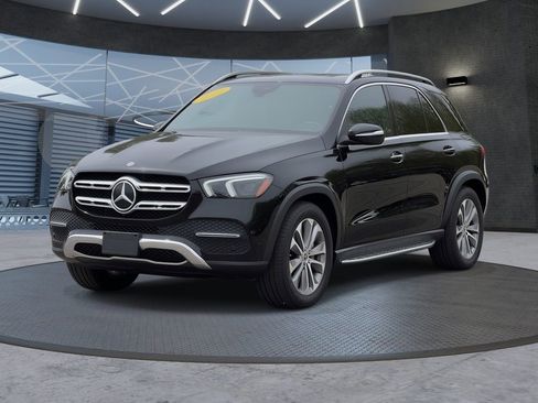 Used 2022 Mercedes-Benz GLE 350 4MATIC w/ Premium Package image 2