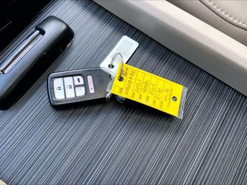 Used 2021 Honda Pilot Elite image 15
