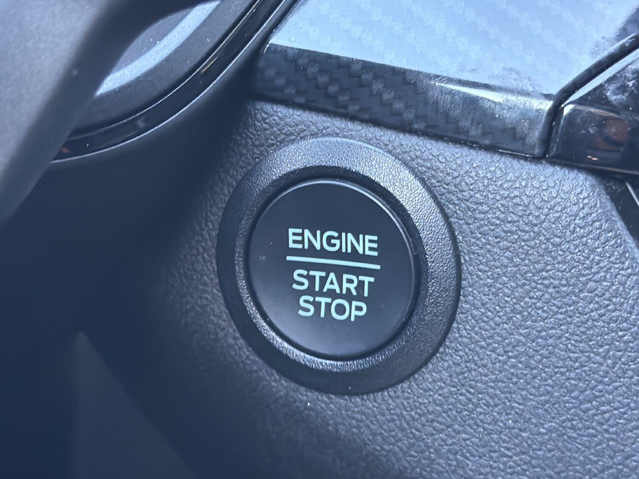 Used 2025 Ford Escape ST-Line FWD image 10