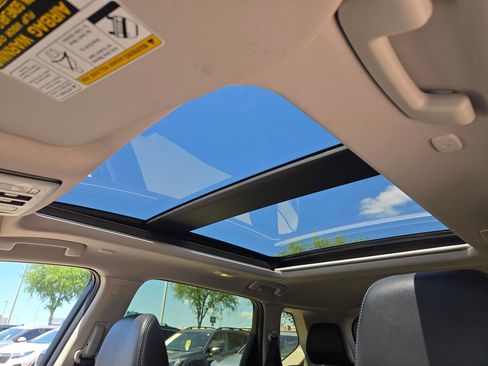 Certified 2024 Nissan Rogue Platinum FWD image 10