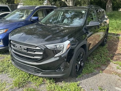 Used 2019 GMC Terrain SLT w/ Preferred Package FWD image 3